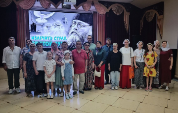 В канун 65-летия преставления св.Луки Крымского состоялся кинопоказ