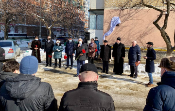 В Краснодаре открыли памятную доску в честь Героя Советского Союза Ивана Дуплий