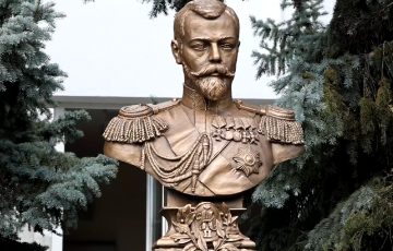 Освящение памятника св. царю страстотерпцу Николаю II при Краснодарском кадетском училище.