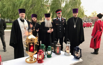Кубань встретила Благодатный огонь из Иерусалима