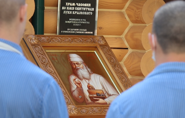 В храме-часовне состоялась праздничная Литургия в Престольный праздник