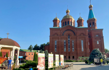 Акция центра "За жизнь" на территории храма