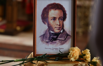 В день 185-летия упокоения А.С.Пушкина в Рождественском храме молитвенно помянули поэта