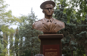 Руководитель ОРОиК принял участие в мероприятии открытия бюста герою России