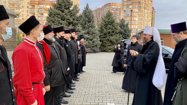 Архиерейская Литургия (3).jpeg