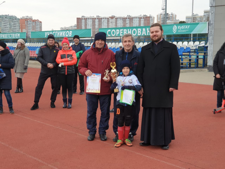 Футбольный турнир на кубок настоятеля (6).jpeg