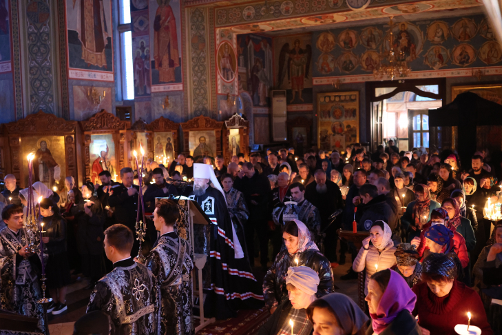 Покаянный канон с владыкой (12).JPG