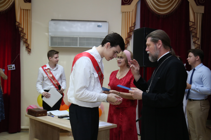 вручение аттестатов (10).JPG