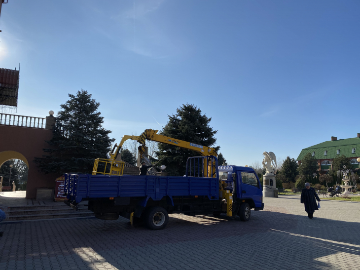 Работа по украшению храма